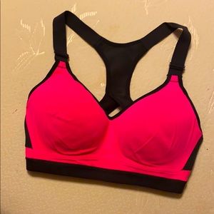 Victoria Secret sports bra 32DD